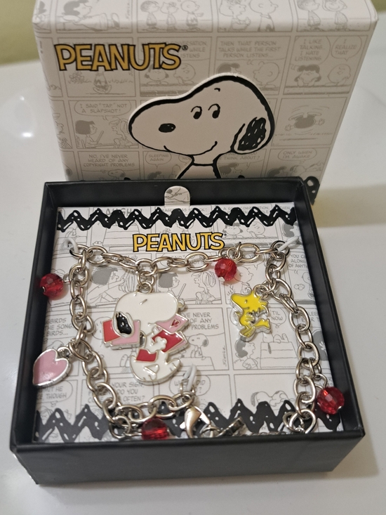 Peanuts Jewelry - Peanuts Snoopy & Woodstock Charm Bracelet